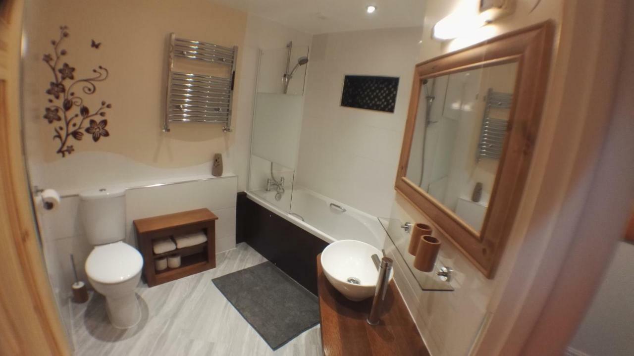 Large Garden Flat Near Marine Lake Weston-super-Mare Ngoại thất bức ảnh